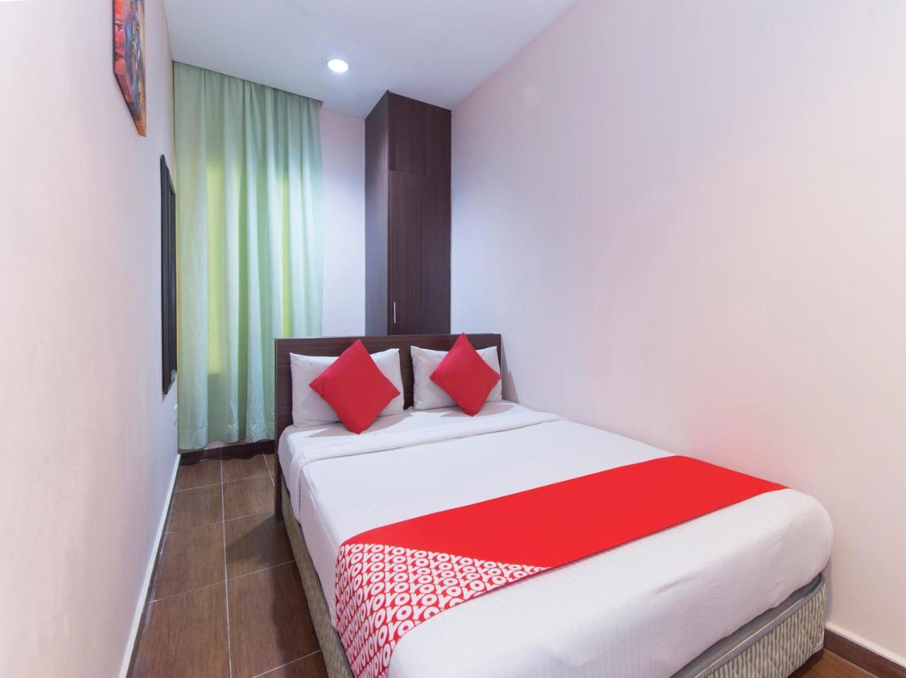 קואלה לומפור Oyo 109 V'La Park Hotel מראה חיצוני תמונה