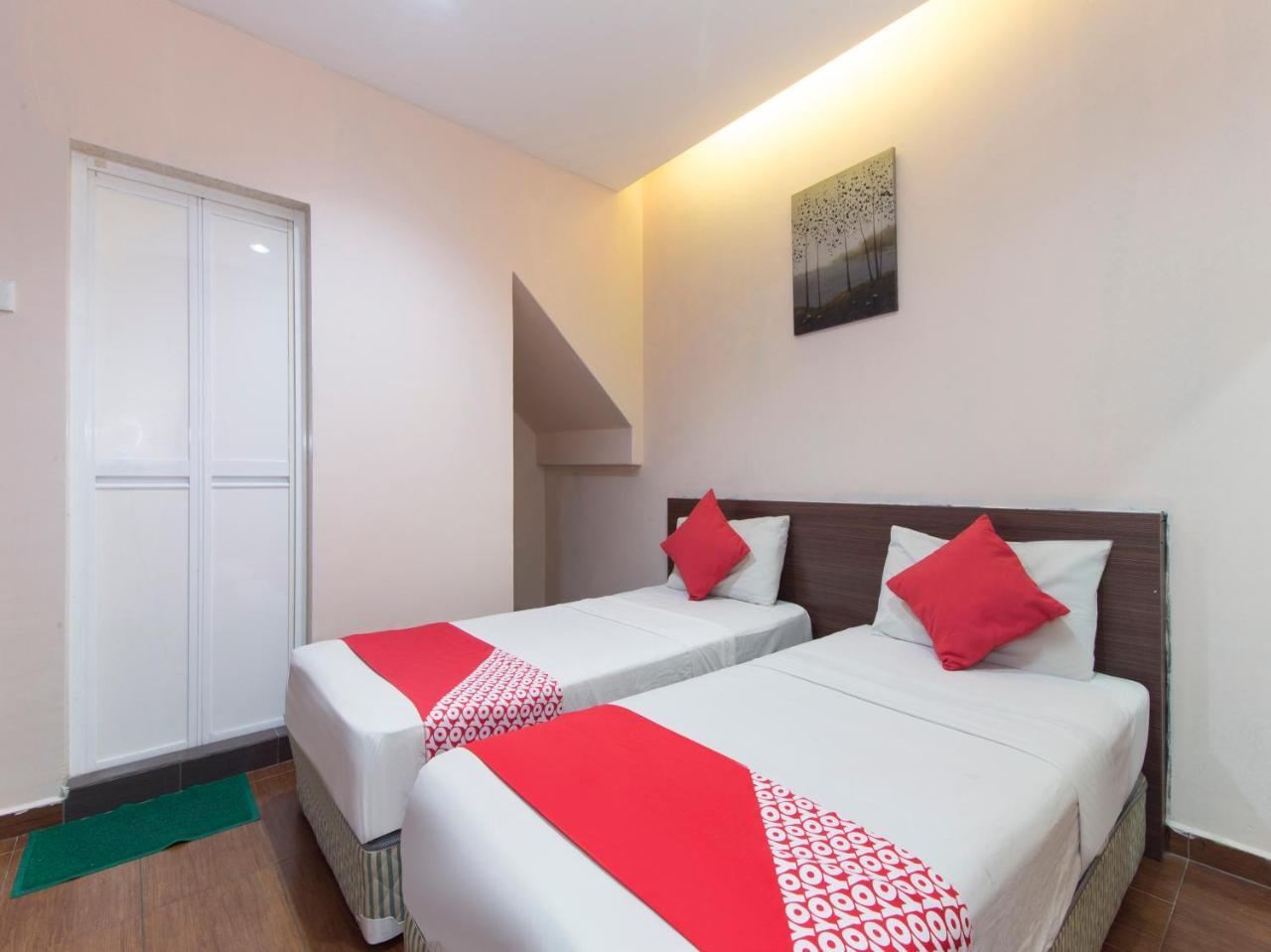 קואלה לומפור Oyo 109 V'La Park Hotel מראה חיצוני תמונה