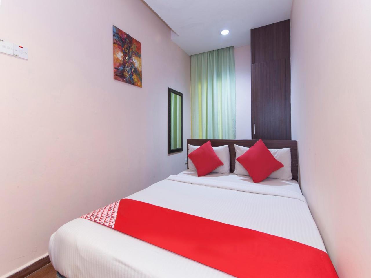 קואלה לומפור Oyo 109 V'La Park Hotel מראה חיצוני תמונה