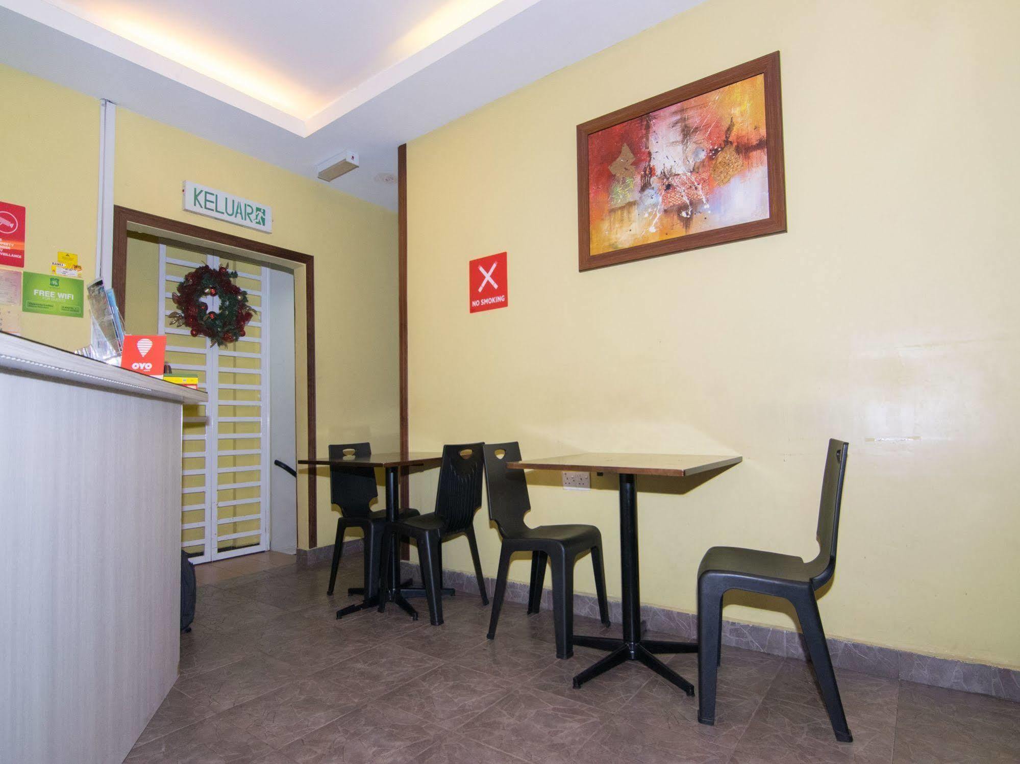 קואלה לומפור Oyo 109 V'La Park Hotel מראה חיצוני תמונה