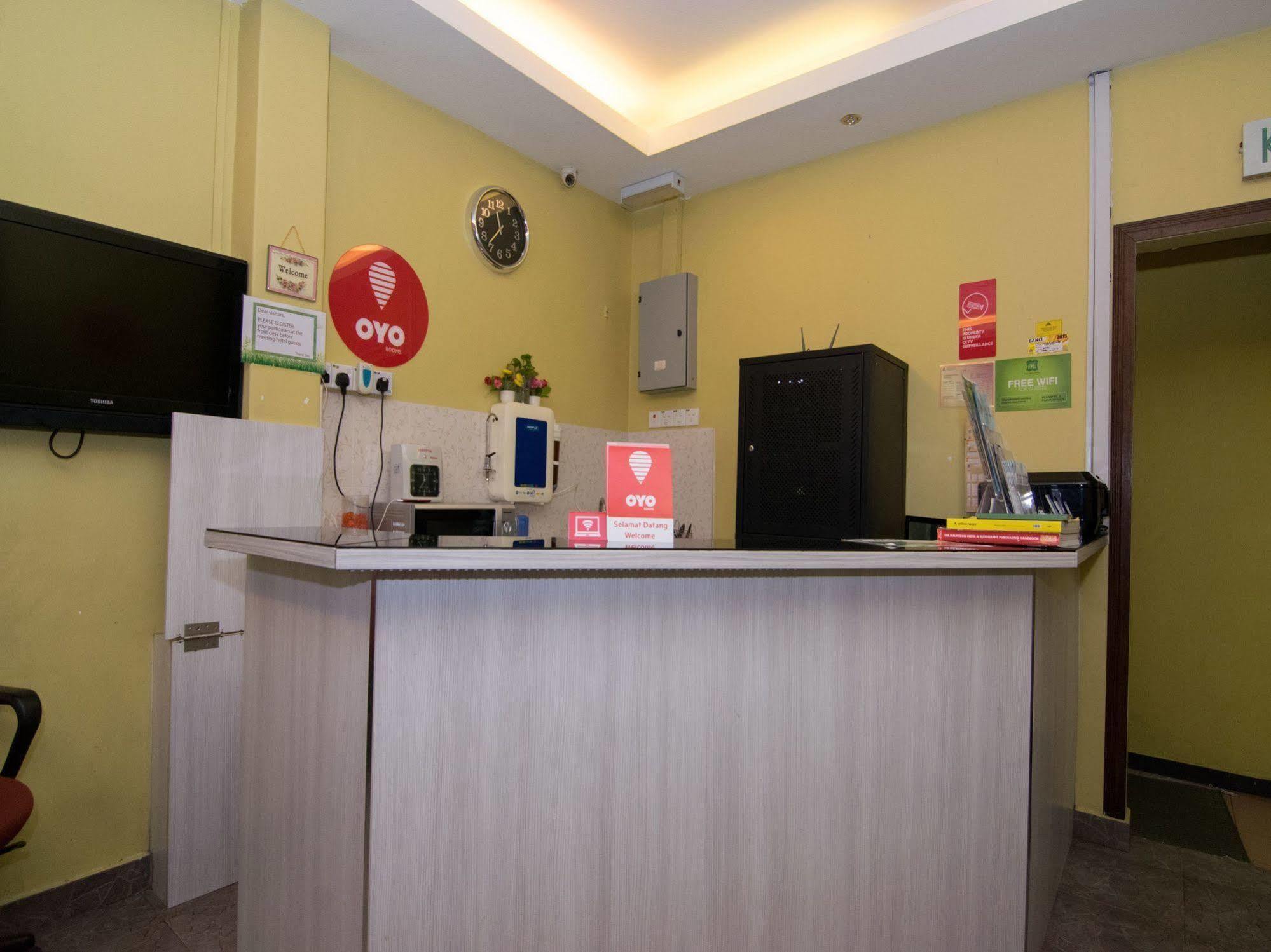 קואלה לומפור Oyo 109 V'La Park Hotel מראה חיצוני תמונה